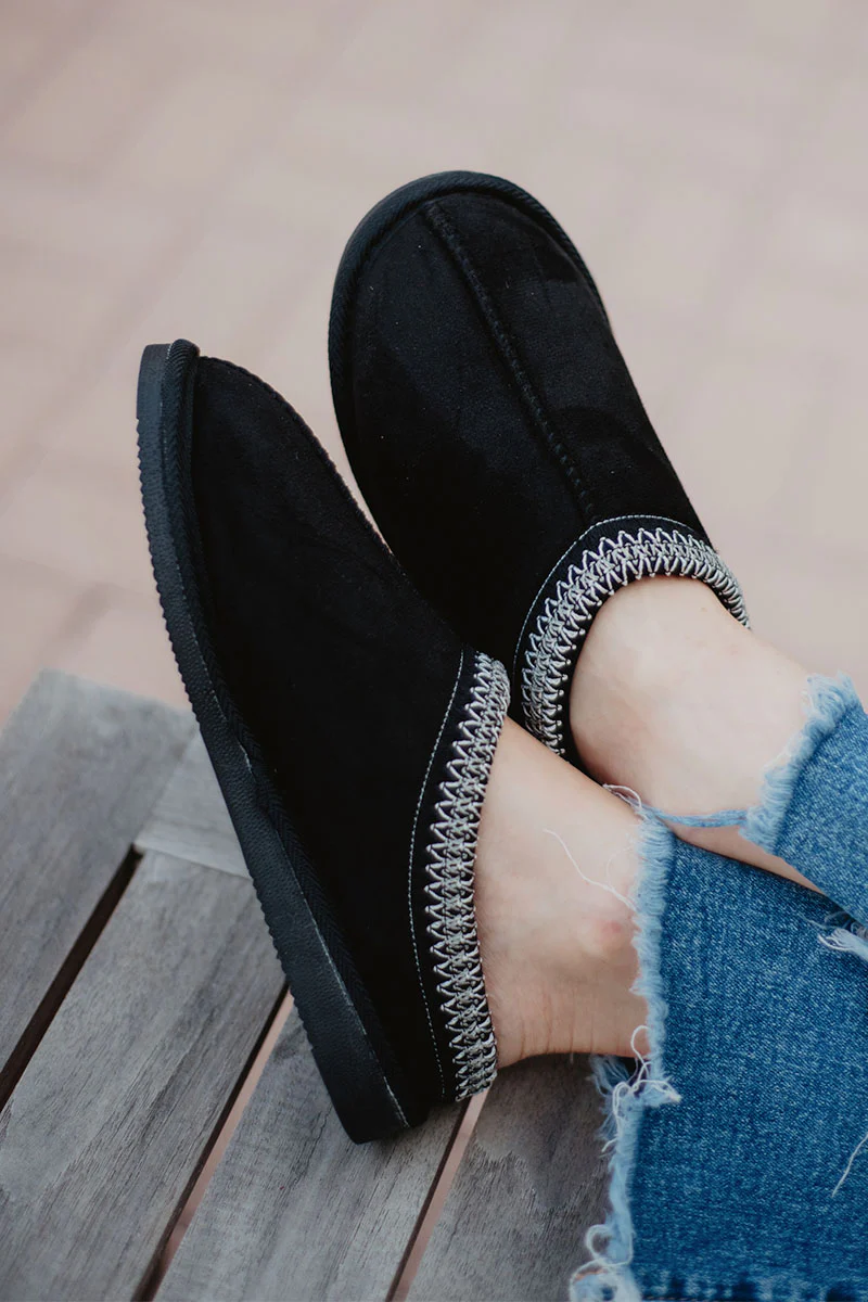 Black Embroidered Women's Slippers