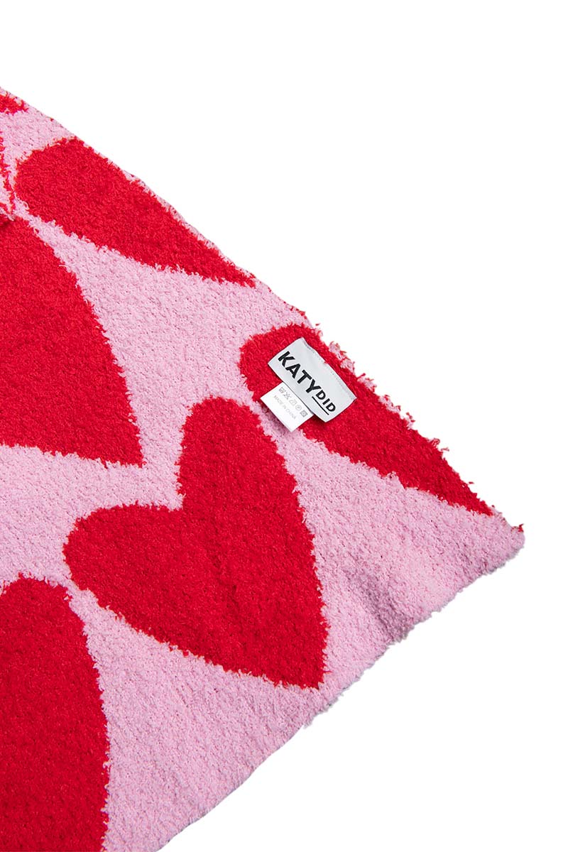 Girly Red Hearts Comfy Oversized Throw Blanket - Image 6