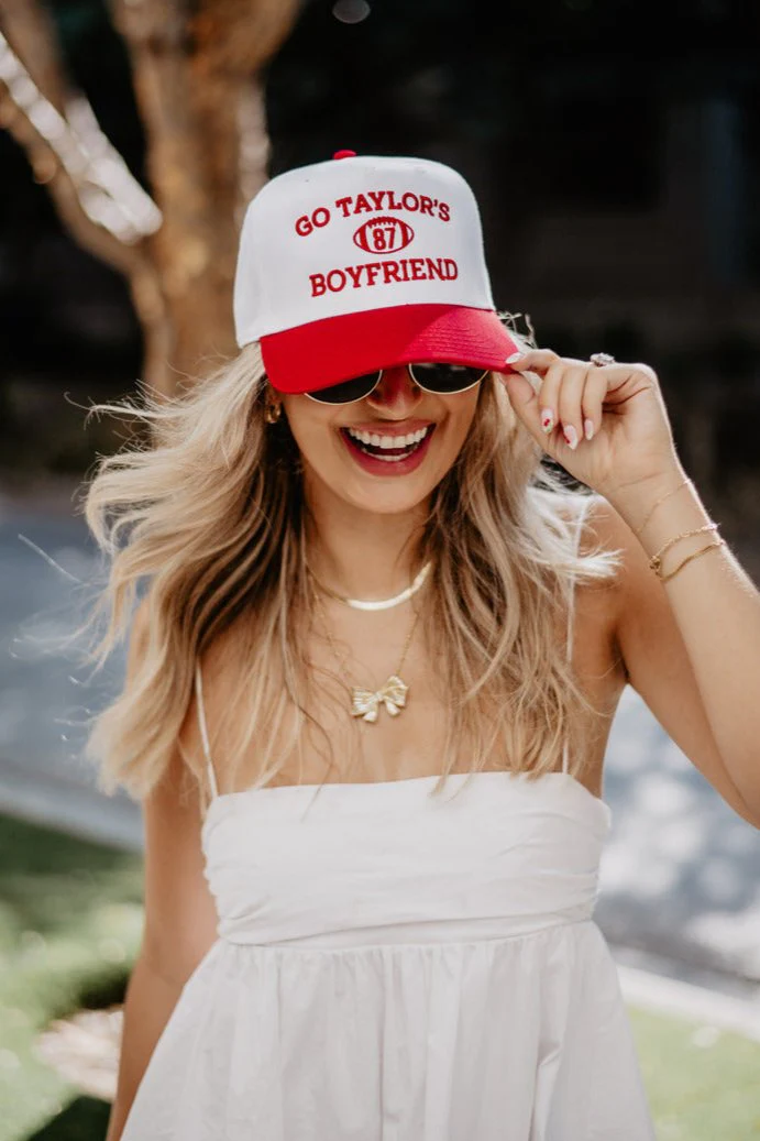 Go Taylor's Boyfriend Two-Toned Hat