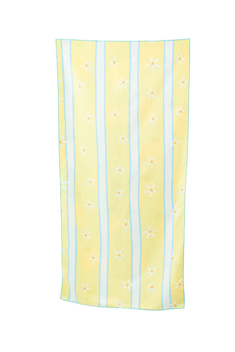 Lemons Quick Dry Reversible Beach Towel - Image 5